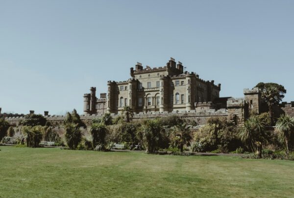 Discovering the Joys of Driving in Ayrshire: A Journey Through Scenic Routes and the Importance of Windscreen Safety - Windscreen Replacement Ayrshire